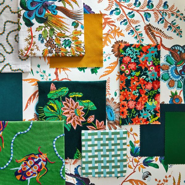 Wonderland Floral Lapis/Emerald/Carnelian Wallpaper by Harlequin